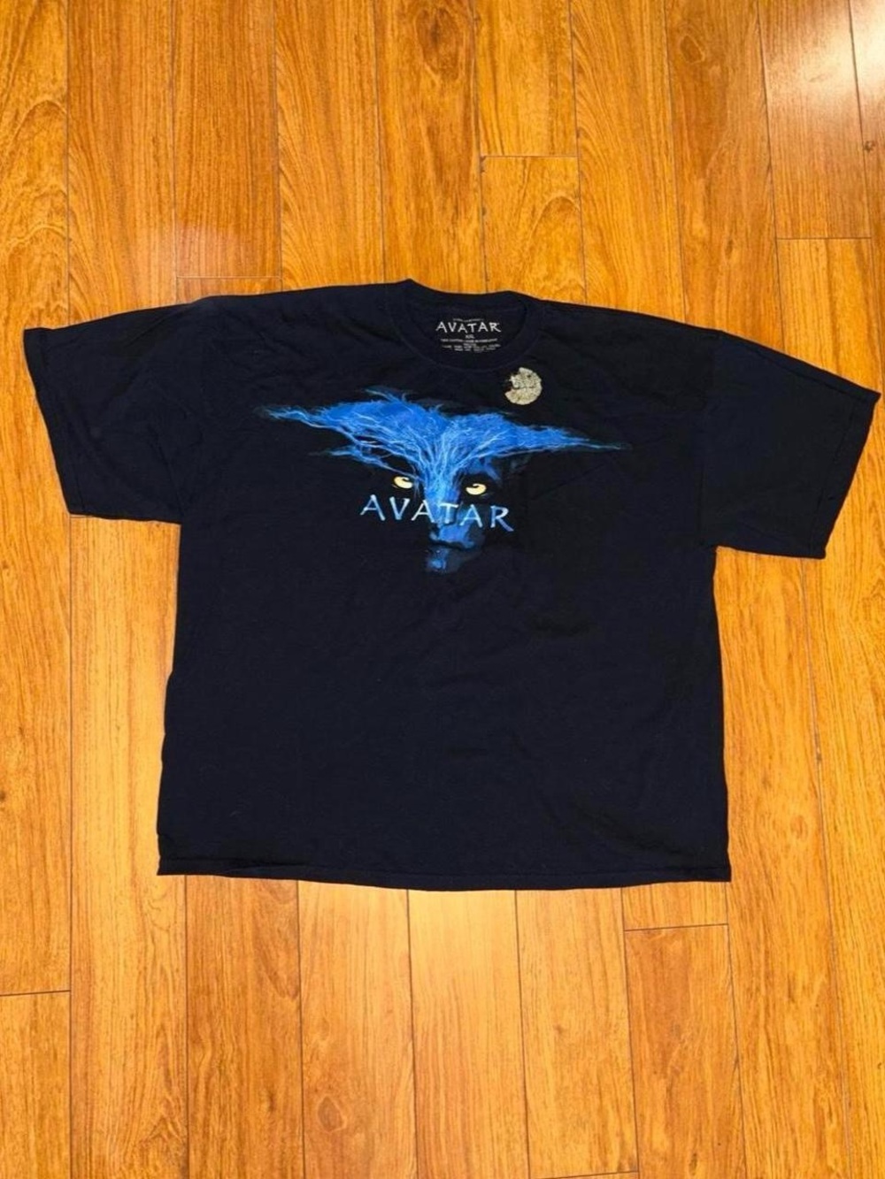 Vintage Y2K Avatar Movie Release Tee